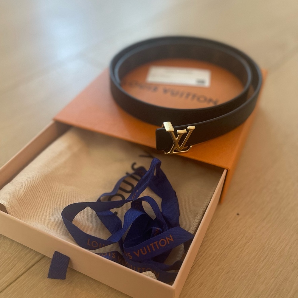 Louis Vuitton LV Iconic 20MM Reversible Belt